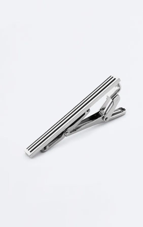Silver and Black Coloured Rectangle Cufflinks and Tie Clip - photo 2 Silver and Black Coloured Rectangle Cufflinks and Tie Clip - photo 2