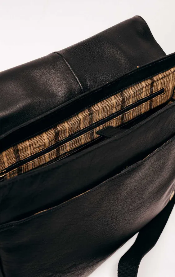 Black Leather Large Messenger Bag - photo 5