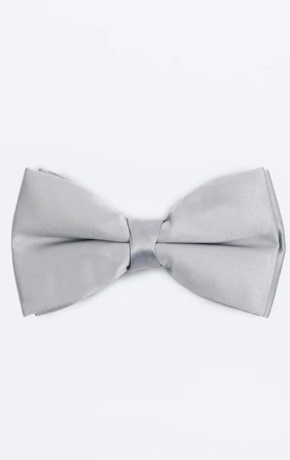 Silver Bow Tie (Pre-Tied & Self-Tie) Silver Bow Tie (Pre-Tied & Self-Tie)