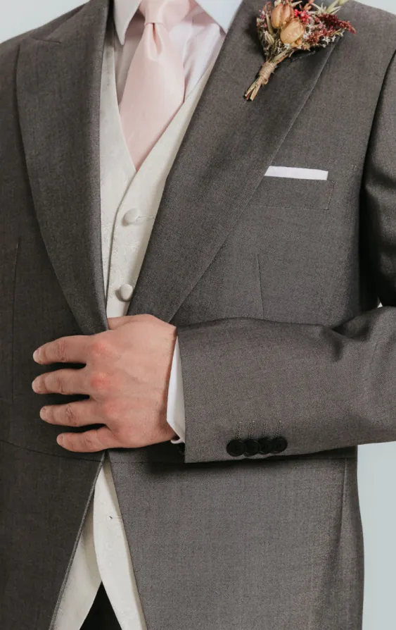 Silver Grey Morning Suit - photo 3 Silver Grey Morning Suit - photo 3