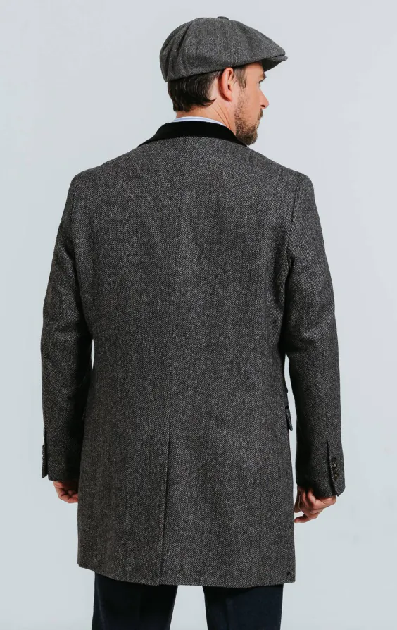 Dobell Grey Herringbone Tweed Overcoat with Velvet Trims - photo 2 Dobell Grey Herringbone Tweed Overcoat with Velvet Trims - photo 2