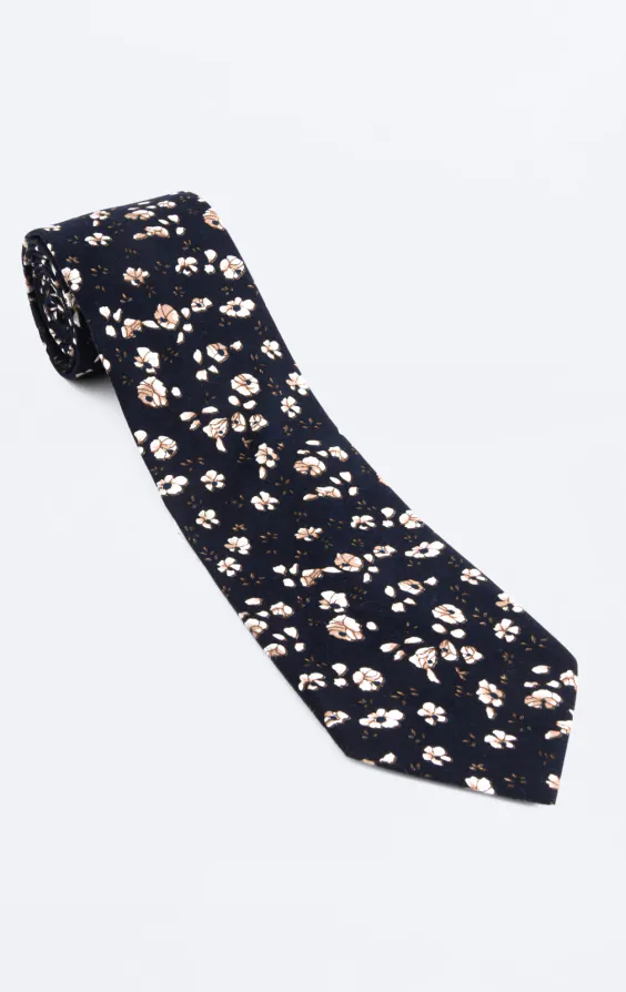 Blue and White Floral Tie - photo 2 Blue and White Floral Tie - photo 2